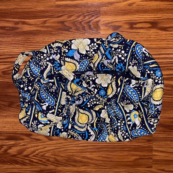 EUC Vera Bradley Retired Ellie Blue Pattern Vintage Travel Tote Duffle bag - Picture 2 of 14